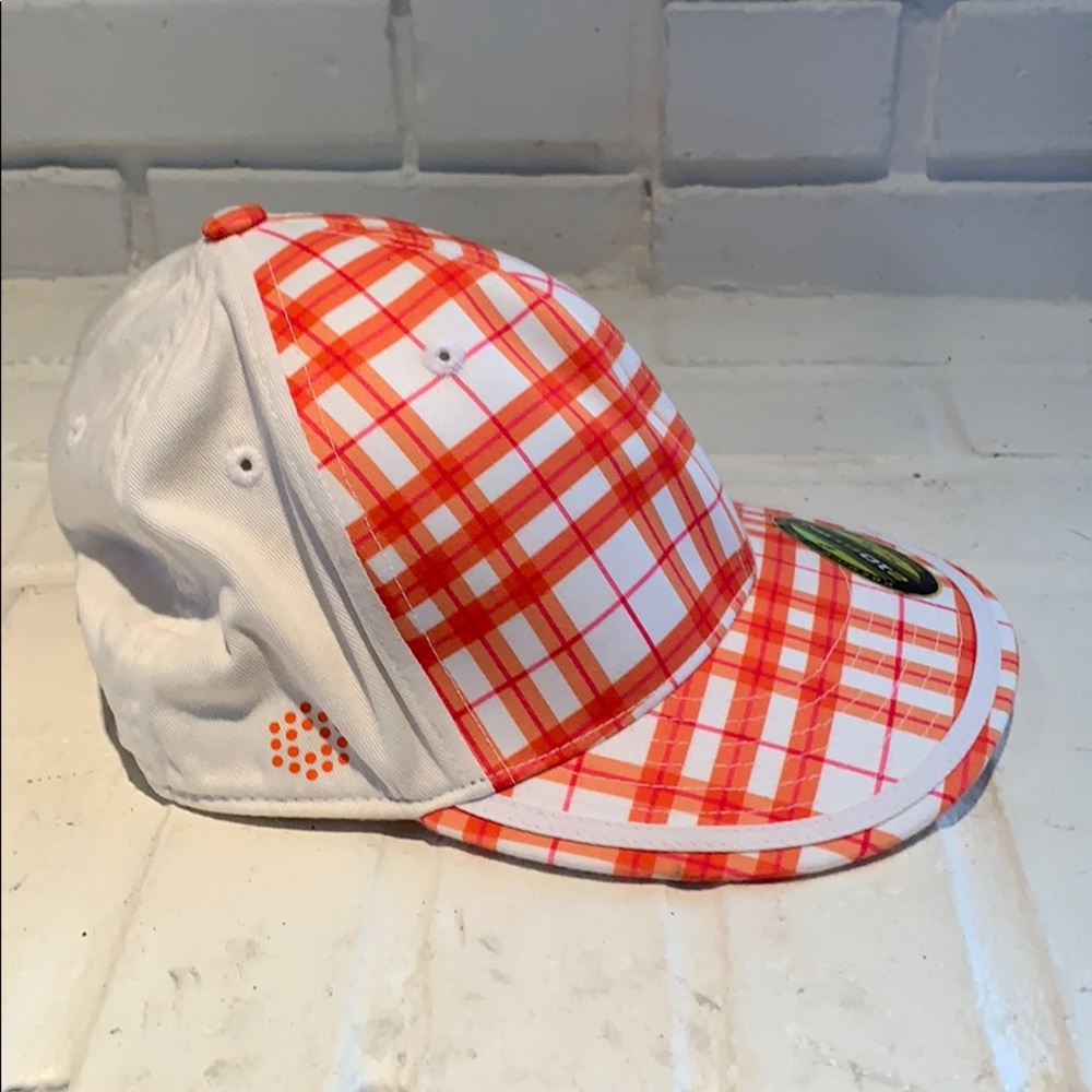 NWT Puma cap flexfit tech